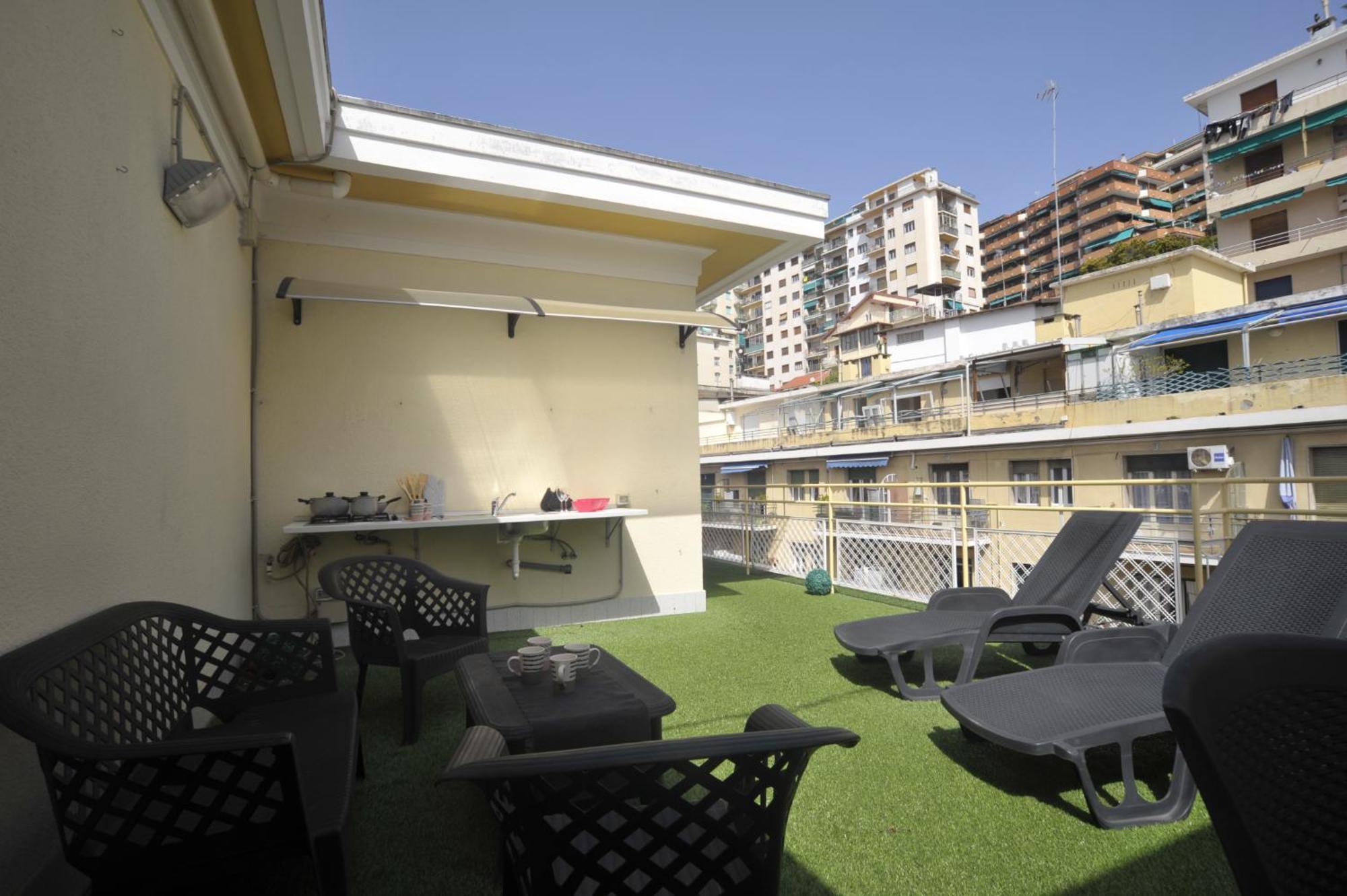Casa Rosa Lucia Centrale Con Parcheggio Sanremo Ngoại thất bức ảnh