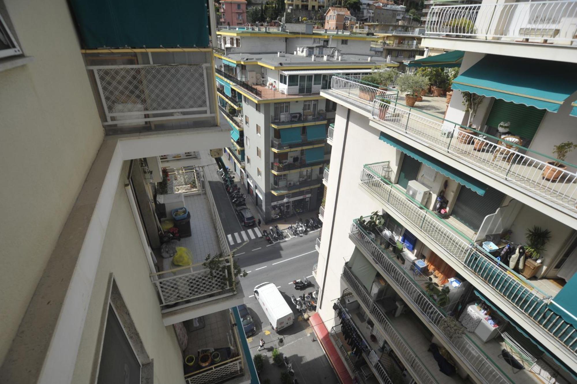 Casa Rosa Lucia Centrale Con Parcheggio Sanremo Ngoại thất bức ảnh