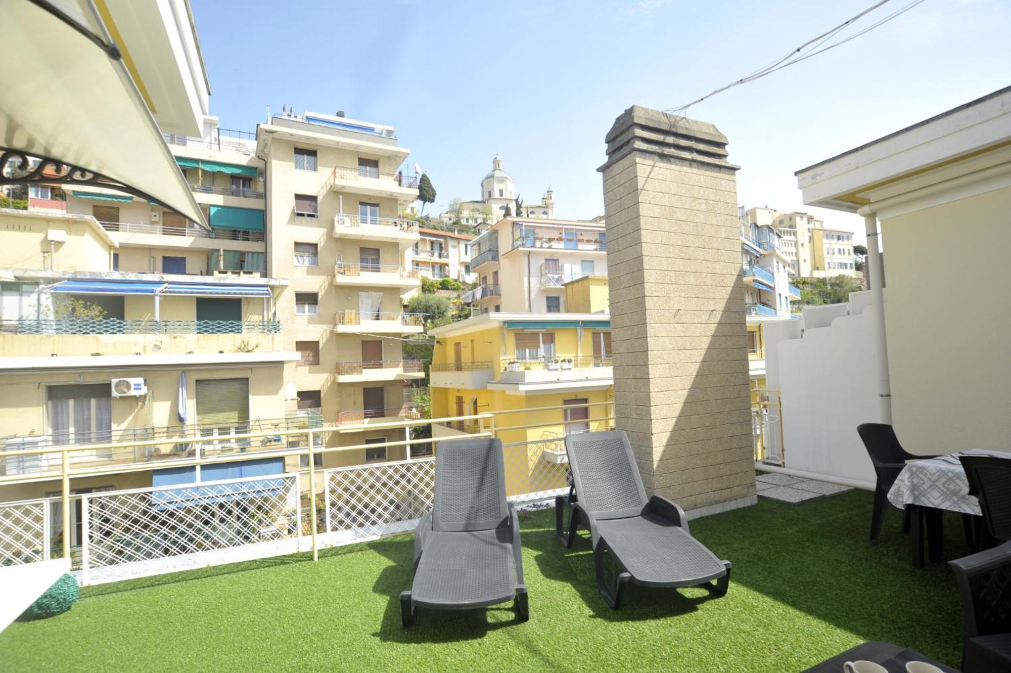 Casa Rosa Lucia Centrale Con Parcheggio Sanremo Ngoại thất bức ảnh